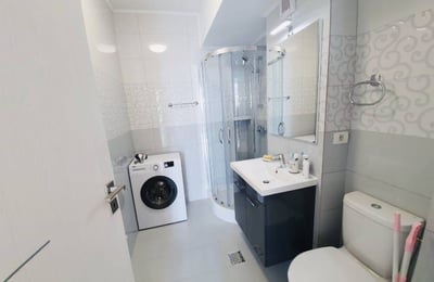 Аренда комфортных 2-комнатных апартаментов, 64 м², в Констанце, Румыния